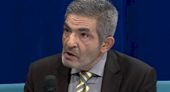 Mərhum Xalq artistinin oğlu mağazadan 150 manatlıq eynək oğurlayıb? - VİDEO