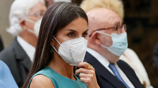 İspaniya kraliçası koronavirusa yoluxub