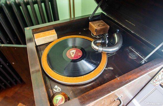 Müasir texnologiyalardan imtina edib 1930-cu illərə qayıtdılar - FOTOLAR