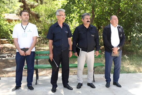 "Azəriqaz" İB-nin məsul şəxsləri Binəqədi sakinlərinin müraciətlərini dinlədi