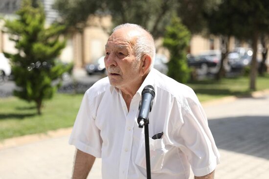 Sakinlər "Açıq mikrofon" vasitəsi ilə müraciətlərini ünvanladılar