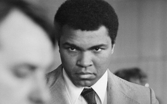 Məhəmməd Əlinin çempionluq kəməri 6 milyon dollara satılıb