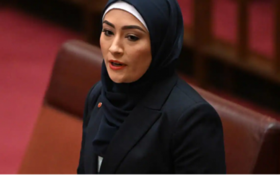 Avstraliya parlamentində ilk hicablı müsəlman qadın- Fatimə ilk çıxışında nələr dedi?..-VİDEO