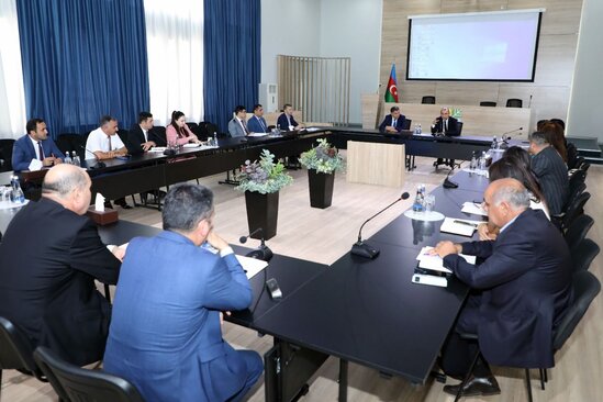Meşəətrafı yaşayış məntəqələrinin qazlaşdırılması perspektivləri mövzusunda növbəti görüş keçirildi
