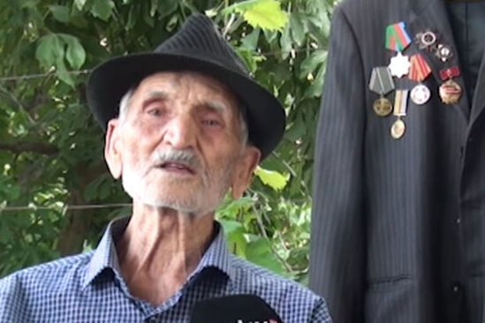 101 yaşlı Əmrah baba: "Nə siqaret çəkmişəm, nə də içki içmişəm" - VİDEO