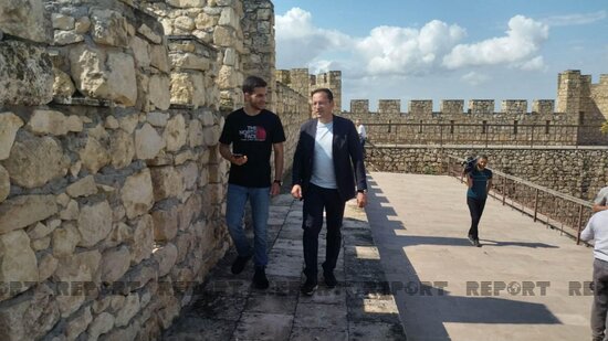 Pənahəli xanın İspaniyada yaşayan nəticəsi: "Evimizdə doğma dilimizdə danışırıq" - FOTO