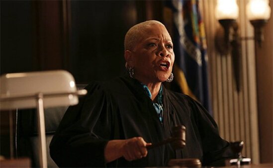 Məşhur aktrisa komaya düşdü - FOTO