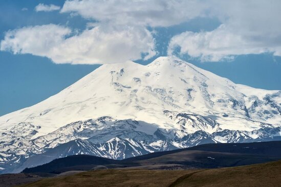 Alpinist qadın Elbrus zirvəsində uşaq doğdu - FOTO