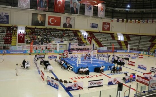 Azərbaycanın daha bir boksçusu Avropa çempionatında medalı təmin edib