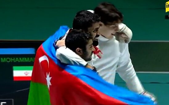 İslamiada: Azərbaycanın kişi qılıncoynatma millisi qızıl medal qazanıb
