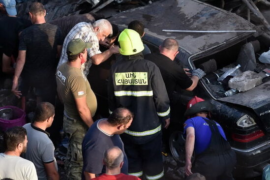 İrəvanda partlayış yerində axtarış işlərinə yenidən başlanılıb