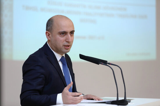 Nazirdən müəllimlərin sertifikasiyası ilə bağlı AÇIQLAMA