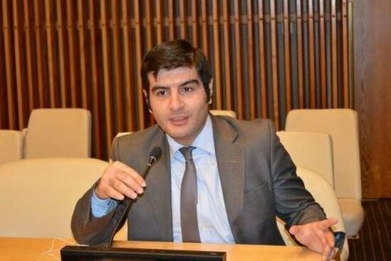 Psixoterapevtdən HƏYƏCAN TƏBİLİ: "Psixi durumlarını bilmədən onlara uşaq etibar edirik" - FOTO