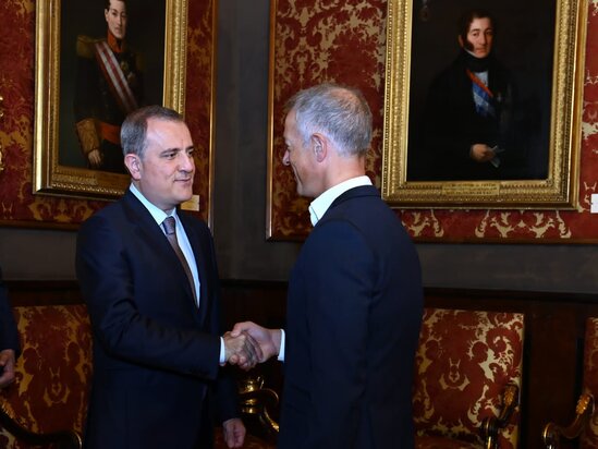 Ceyhun Bayramov İspaniya Senatının sədri Ander Xil Qarsiya ilə görüşüb