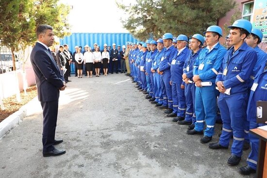 Birliyin 13 əməkdaşı nümunəvi əmək fəaliyyətinə görə təltif edildi