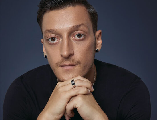 Mesut Özildən Azərbaycana dəstək paylaşımı - FOTO