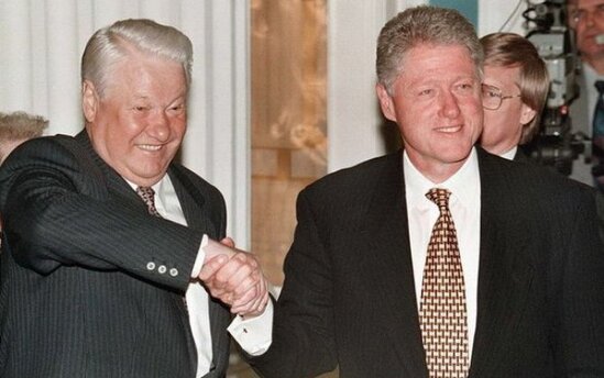 Klinton: "Mən Yeltsinə NATO-ya üzvlük təklif etmişdim"