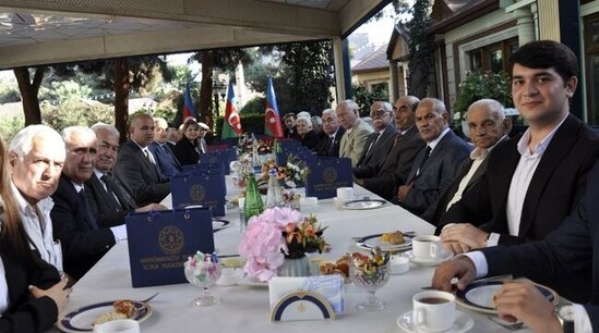 Nərimanovda ahıllarla gənclərin birgə tədbirləri planlaşdırıldı