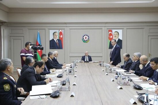 Bakıda nəqliyyat sahəsinin vəziyyətinə həsr olunan müşavirə keçirildi - FOTO