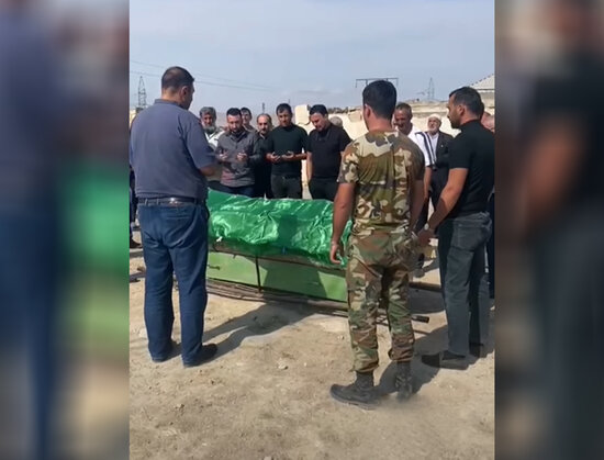 Nadir Qafarzadənin bacısının DƏFNİNDƏN GÖRÜNTÜLƏR - VİDEO