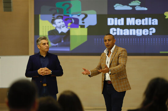 Telejurnalistlər üçün "Audiovizual media mühitində universal jurnalist" mövzusunda təlimlərə başlanılıb