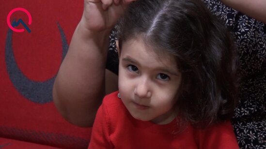 Gəncə terrorunda ailəsini itirən Nilayın yeni görüntüsü...