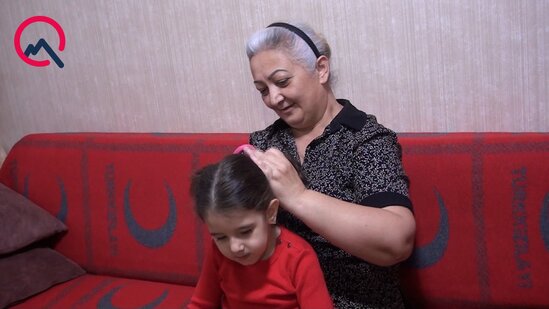 Gəncə terrorunda ailəsini itirən Nilayın yeni görüntüsü...