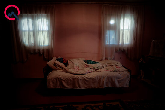 Şəhid oğlunun tabutu gəldi, ayağa dura bilmədi... - FOTO/VİDEO