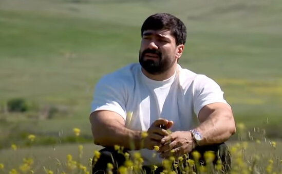 Keçmiş baş nazirin xanəndə kürəkəni 30 İL SONRA AĞDAMDA - VİDEO