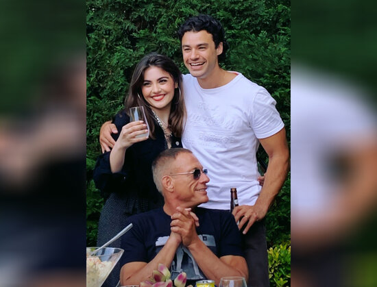 Van Dammın azərbaycanlı gəlinindən qayınatasına təbrik: "Jan-Klod ata... " - FOTO