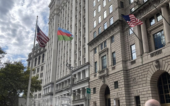 Azərbaycan bayrağı Nyu-Yorkun məşhur küçəsində ucaldılıb - FOTO