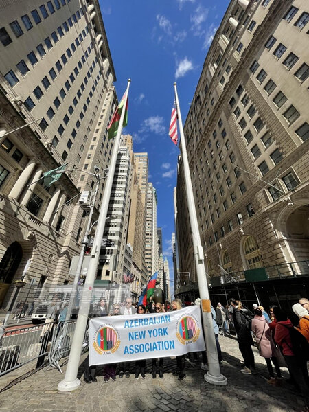 Azərbaycan bayrağı Nyu-Yorkun məşhur küçəsində ucaldılıb - FOTO