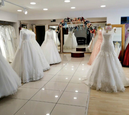 Mağazalarda gəlinliklə bağlı ABSURD: "Primerka"ya görə 100 AZN tələb olunur - VİDEO