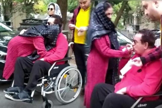 İbrahim Tatlısəs keçmiş yoldaşını qucaqlayıb hönkür-hönkür ağladı - VİDEO