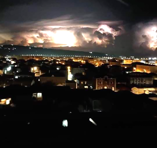 Bakı səmasında bu görüntü hamının marağına SƏBƏB OLDU - FOTO/VİDEO