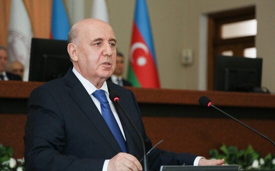 Əhliman Əmiraslanov: "Dərman vasitələri ilə bağlı ciddi proqram hazırlanır"