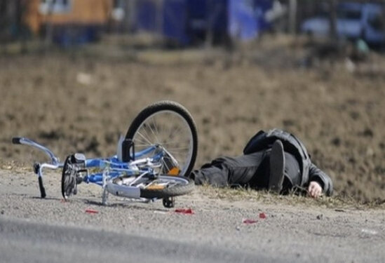 Direktorun oğlu velosipedçini vurub öldürdü