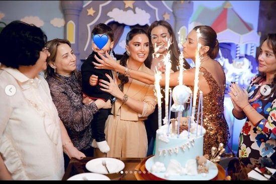 Azərbaycanlı aparıcı oğlunun ad günü şəkillərini paylaşıb, üzünü gizlətdi - FOTO