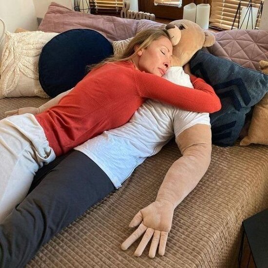 Bolqarıstanda tənha qadınlar üçün kişi-ayı hazırlanıb – FOTO