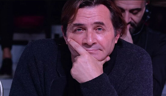 Məşhur aparıcıda xərçəng aşkarlandı - Proqramına ara verir