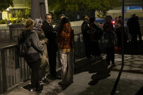 Türkiyədə 5,9 bal gücündə zəlzələdən sonra ACI MƏNZƏRƏ - FOTO/VİDEO