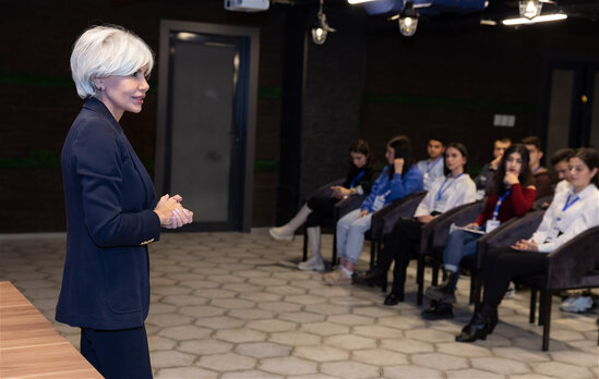 "İnnoMEDİA" layihəsi çərçivəsində növbəti seminarlar keçirilib