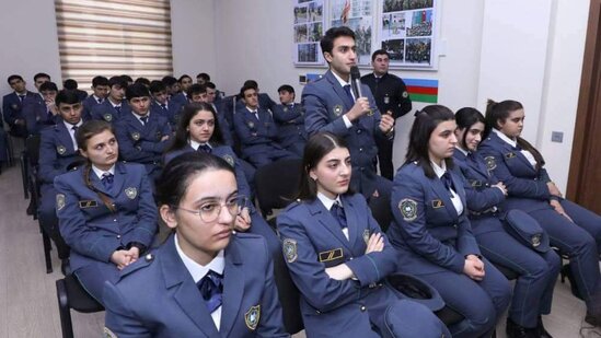 Gömrük Akademiyasında Mediasiya Şurası ilə görüş keçirilib