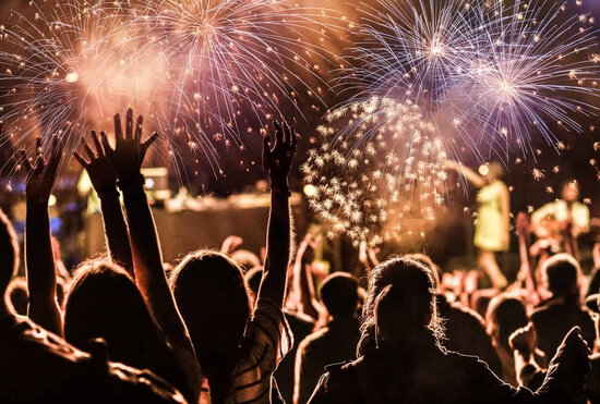 Yeni il gecəsinə müğənnilər FANTASTİK QİYMƏTƏ GEDİR - VİDEO