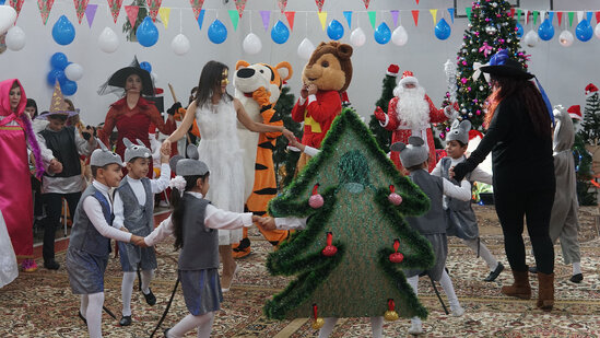 Məktəblərdə Yeni İl tədbiri keçirməyə qadağa qoyulub? - Nazirlik açıqlama verdi