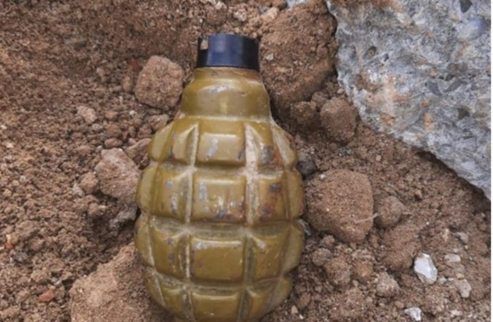 Uşaqlarını qumbara ilə partladaraq öldürmək istəyən şəxsin işi məhkəməyə göndərildi