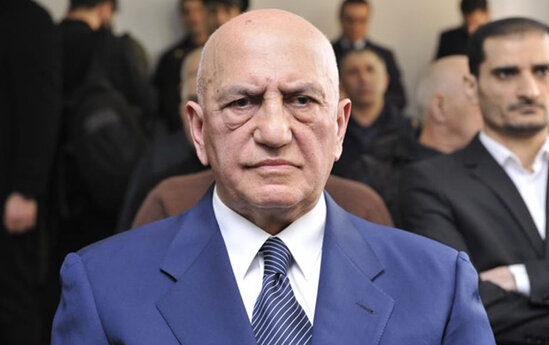 Əli İnsanovdan qızıl külçələrlə bağlı AÇIQLAMA