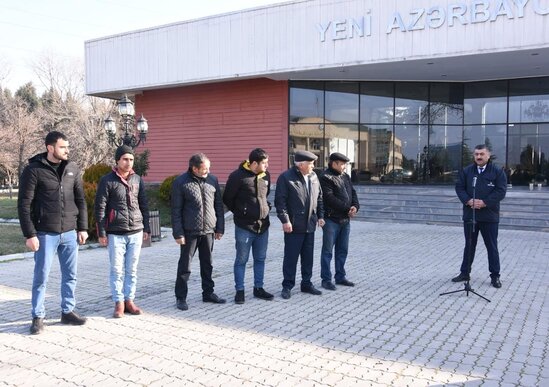 Samux sahibkarları üzləşdikləri çətinlikləri "Açıq mikrofon"da səsləndirdilər