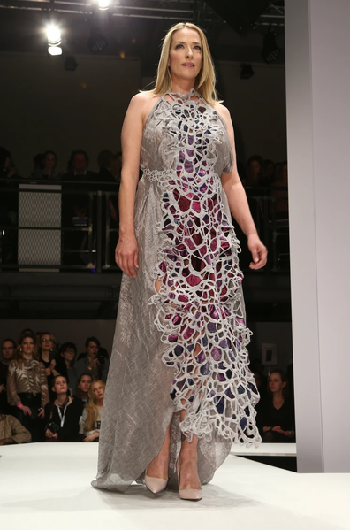 Əfsanəvi supermodel vəfat etdi