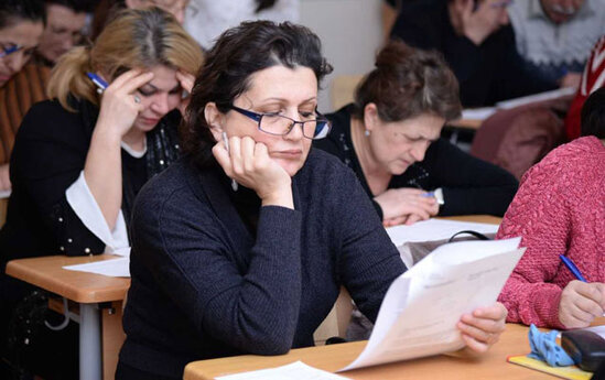 Elmi dərəcəsi olan şəxslərin də təqaüdü artırıldı